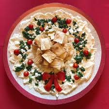 Per una cena vegetariana tra amici scopri i nostri gustosi piatti unici, come la parmigiana o il cous cous con verdure, e concludi in bellezza con un dessert delicato. Menu Vegetariano Per La Cena Di Natale Hummus E Gnocchi Fatti In Casa