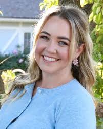 Kelsey Houck's Instagram, Twitter & Facebook