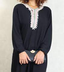 On craque pour les robes d'été longues ou courtes, qui ont le chic pour nous rendre belles ! Robe De Maison Et D Ete A Pompons Robes Coton Pas Cher Pour Femme Couleur Noire Pret A Porter Et Accessoires Sur Musulmane Fr