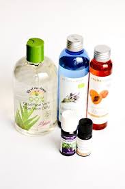Le Cosmetique Maison Qui A Sauve Ma Peau Made With Love Guide Officiel Slow Cosmetique 5 Pd Produits De Beaute Cosmetique Produits De Beaute Faits Maison
