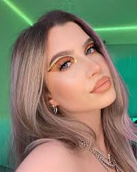 Abby Roberts On Instagram It S Gucci Jamescharles Killed It With The Look I Drew For Him In His Latest Video So I Had To Rec Model Makeup Looks Hair Makeup