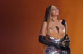 Grammy 2023: Beyoncé se torna maior vencedora da história, e Anitta não  leva prêmio; veja lista | Música | G1