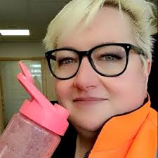 If anyone receives a message purporting to be me its a scam and it isnt  from me. Thanks