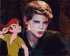 Pin By Summer H On Once Upon A Time Once Upon A Time Peter Pan Peter Pan Robbie Kay