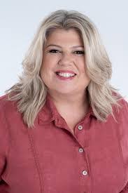 Karlie Fisher's Instagram, Twitter & Facebook