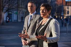 Ambassador to hungary april h. Dobrev Klara Szombathelyen Az Eu S Forrasok Jelentos Resze Akar Kozvetlenul Is Az Onkormanyzatokhoz Kerulhet
