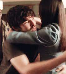 Parallel Hunith Hugging Merlin Mia Hugging Leo So Smol And Soft You Just Wanna Keep Him Colin Morgan Hug Gif Hugging Couple