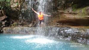 Jenis, 24 jam, hours, perlis, kedah, perak, langkawi. Kolam Alami Curug Cantik Di Bogor Yang Berwarna Toska