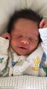 Pin De Sea Air Ah Em Bbbbbaaby Desenhos Faceis