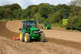 The john deere 100 series features riding mowers with a 12 gauge steel frame that stands up to time. Nuove Serie John Deere 5m 5g E 5e