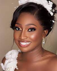Afrique Site De Mariage Sur Instagram Nous Voulons Simplement Vous Reveiller A Eclatante Mari Black Wedding Makeup Black Bridal Makeup Bridal Hair And Makeup