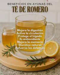 🌿🍵Té de Romero en Ayunas🍵🌿 ✓ Ingredientes: 1 taza de agua (250 ml) 1 ramita de romero fresco (o 1 cucharadita de romero seco) 🫖 Preparación: 1. Hierve el agua en una