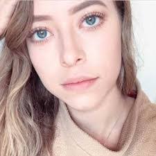 Macrina Perez's Instagram, Twitter & Facebook