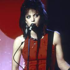 Joan jett 80s hair hair of all time, from joan jett to madonna. Joan Jett Sounds Off On The Black Shag Haircut That Defined The 70s At The 2018 Sundance Film Festival Vogue