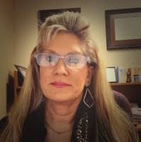 Leeann Jennings's Instagram, Twitter & Facebook