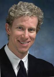 Dan Neil of Los Angeles Times