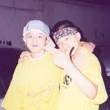 Gd and taeyang (aka gd x taeyang) are at the top of their vocal game as both straddle the line between singing and rapping throughout the track: Taeyang G Dragon Once Hilariously Revealed Embarrassing Things About Each Other Kpopmap