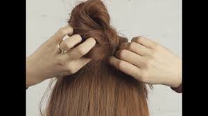 How To Use Dry Shampoo W Curly Top Knot How To Be A Redhead Using Dry Shampoo Dry Shampoo Curly Top Knot