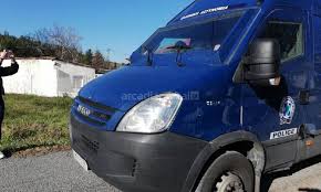 Από ώρα σε ώρα, το τμήμα μεταγωγών αναμένεται να παραλάβει τον δημήτρη λιγνάδη από το κτίριο της γαδα όπου κρατείται προκειμένου να μεταφερθεί στις φυλακές τρίπολης. Hdv7ustvo4huzm