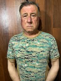 العميد حامد علي برهوم ، بعد مامسكوه الشباب بالامن العام وهنة و ريحين مرقو  بطريقن ع محل بوتوكس ، الله يجزيهم الخير .