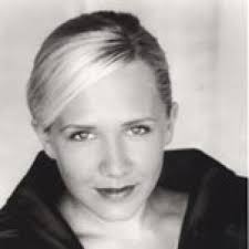 Employees by Last Name