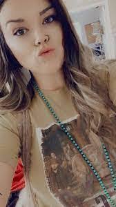 Jodi Hedrick's Instagram, Twitter & Facebook