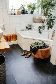 Badezimmer Fussboden Makeover Wie Wir Klick Vinyl Uber Unsere Alten Fliesen Verlegt Haben Luziapimpinella