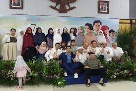 Ketika cinta bertasbih nadiku berdenyut merdu. Setelah 7 Tahun Keluarga Ketika Cinta Bertasbih Gelar Reuni Akbar Republika Online
