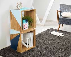 A triangle is a simple closed figure made up of three line segments. Comment Relooker Soi Meme Ses Meubles