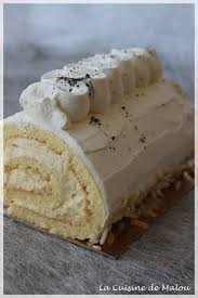Voila Un Grand Classique Servi A Noel La Buche Patissiere A La Vanille Souvent Creme Patissiere Vanille Dessert Noel Facile Buche De Noel Creme Patissiere