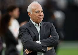 Breaking News: Jeffrey Lurie announces the removal of “WOKE” cheerleaders from Lincoln Financial Field for the 2025-2026 season, “Lincoln Financial Field is a symbol and I will not allow any wokeness in my stadium…”, his stern warning sparks a wave of demands for equality in Philadelphia, forcing the NFL president to speak up to clarify…vannguyen