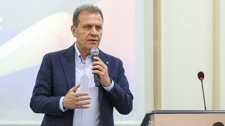 Mersin Büyükşehir Belediye Başkanı Vahap Seçer tutuklandı