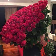 La buganvilla crece bien en tiestos grandes y conviene colocarlos en un sitio soleado y orientado al sur. Arreglos Florales Para Regalar A Tu Novia 5 Como Organizar La Casa