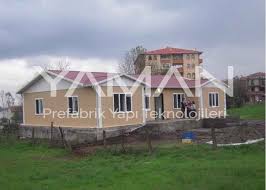 Betonarme bir evi inşa etmek hava şartları ve bütçe problemi yoksa, inşaatın farklı aşamalarını gerçekleştrien ustaların organizasyonu iyi yapılırsa en az 90 gün sürmektedir. Prefabrik Ev Fiyatlari Sayfa 6 9 Yaman Prefabrik