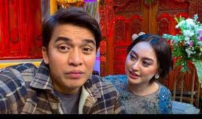 Billy syahputra bukber di mall hingga nitizen bongkar nungguin memes prameswari billy syahputra, billy dan amanda manopo, billy syahputra channel, billy dan memes, billy syahputra. Billy Syahputra Bersyukur Hubungannya Dengan Memes Prameswari Didukung Fans