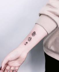 401393 tatouage de mandala rosace dans le dos 990x0 3, image source. 1001 Idees Et Inspirations Pour Un Tatouage Avant Bras