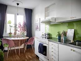 Decorar cocinas pequeñas, requiere un poco más de arte que decorar aquellas en que nos sobra precisamente espacio. Decoracion Cocinas Offices De Tamano Mini Para La Cocina Foto 1