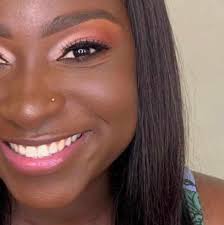 The more specific your question, the better your answers. 💡 I call this  mindstorming—forcing yourself to write 20 answers to a challenge or goal.  That 20th answer? It could change your life. #