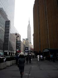 How far is madison square garden from penn station. From Penn Station To New York Landmarks Measuring Walking Distance And Time In Manhattan