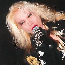 Ivana spagna (valeggio sul mincio, 16 dicembre 1954) è una cantautrice e scrittrice italiana, nota anche con il solo nome d'arte spagna. Sosia Di Spagna Presenta Cd Tributo Alla Cantante Prima Chivasso