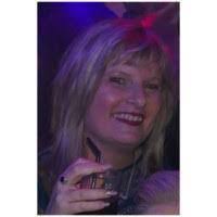 Teresa Charlton's Instagram, Twitter & Facebook