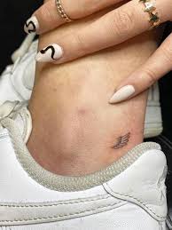 It's floral, intricate, and can be very feminine as well. 20 Elegant Ankle Tattoos For Women In 2021 The Trend Spotter