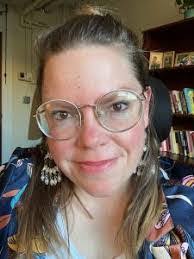 Kristy Eaves's Instagram, Twitter & Facebook