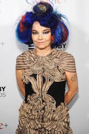 Fashioning Bjork See Her Wildest Looks Fashion Star Fashion Influential Women