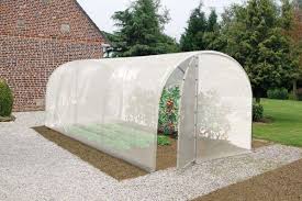 Edenia Et New Primavera Deux Serres Tunnels Nortene Paris Cote Jardin Serre Jardin Jardin En Carre Jardins