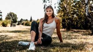 Barbora seemanová (born 1 april 2000) is a czech swimmer. Maturita Horsi Nez Start Na Mistrovstvi Sveta Smeje Se Kralovna Kraulu Sport Cz