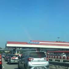 Toll plazas are one of the most neglected forms of contemporary architecture even though millions of people use it everyday; Photos At Plaza Tol Batu 9 24 Tips From 3048 Visitors