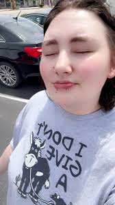 Something a bit interesting that I thought I'd share. A couple of weeks  ago, I took a bite from a red-lipped snake. Nothing new there as I'm pretty  sure that we've all