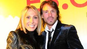 Últimas noticias, fotos, y videos de laura bozzo las encuentras en ojo. La Saga Laura Bozzo Asegura Que Cristian Zuarez Le Pidio 1 Mdd