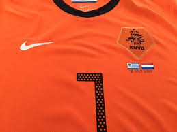 Dit is het officiële nederlands elftal thuisshirt van nike voor volwassenen. Wereldkampioenschap Nederlands Elftal Shirt Kuyt Wk Catawiki